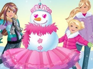 Snowgirl Glam-Up Dress Up Game - Dress Up Game